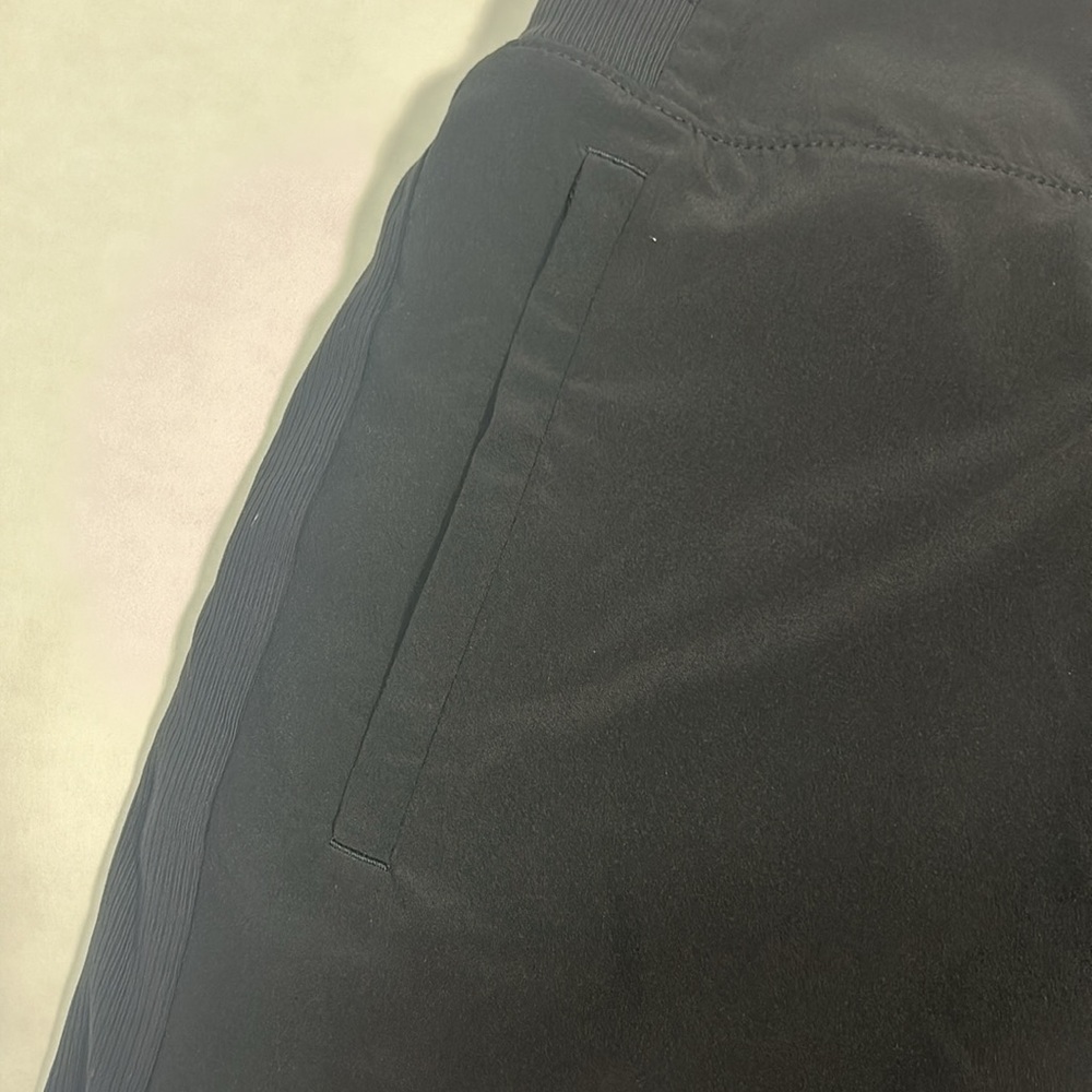SALUTATION STASH MID RISE 16 inch SKORT - Picture 2 of 5